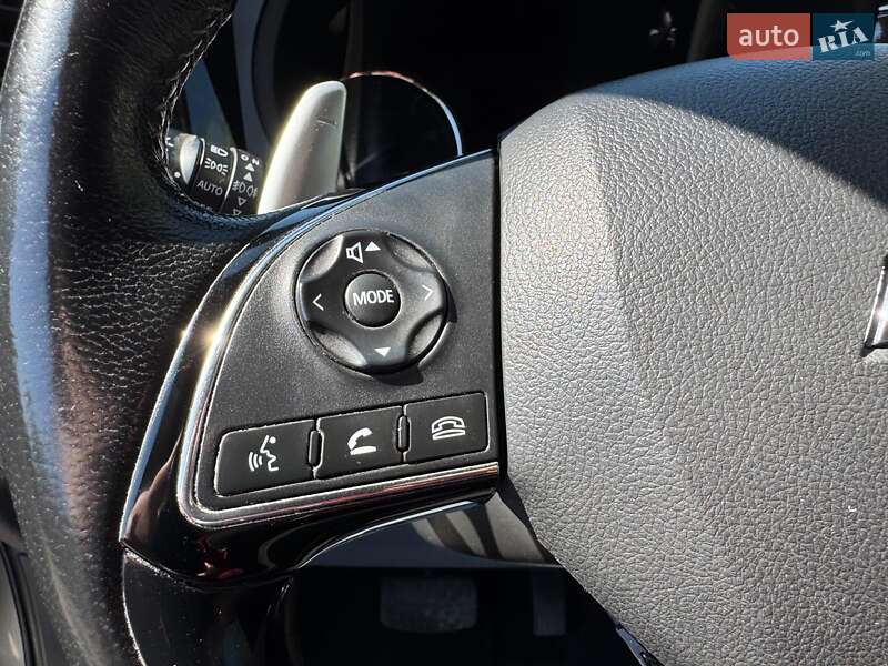 Позашляховик / Кросовер Mitsubishi Outlander 2019 в Запоріжжі