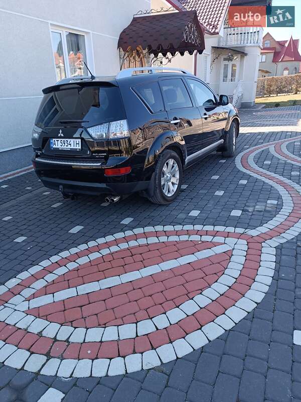 Внедорожник / Кроссовер Mitsubishi Outlander 2008 в Коломые