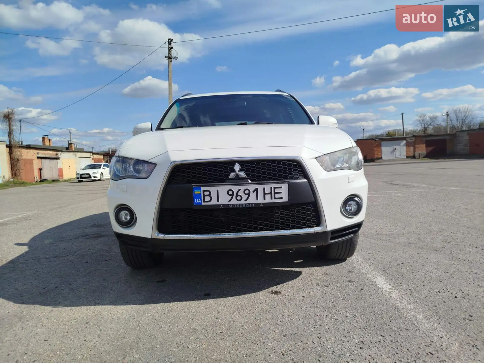 2010 Mitsubishi Outlander - мініатюра 16