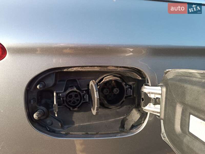 Позашляховик / Кросовер Mitsubishi Outlander 2018 в Тернополі