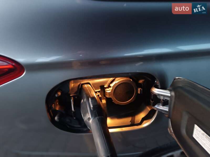 Позашляховик / Кросовер Mitsubishi Outlander 2018 в Тернополі