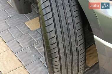 Позашляховик / Кросовер Mitsubishi Outlander 2006 в 