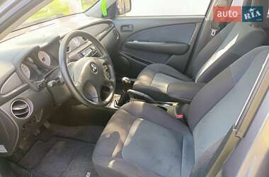 Позашляховик / Кросовер Mitsubishi Outlander 2006 в 