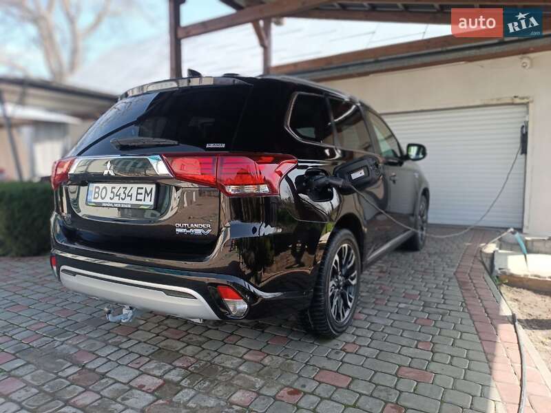 Mitsubishi Outlander 2017