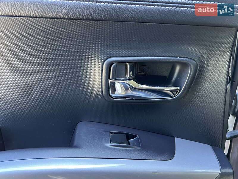 Внедорожник / Кроссовер Mitsubishi Outlander 2010 в Коломые