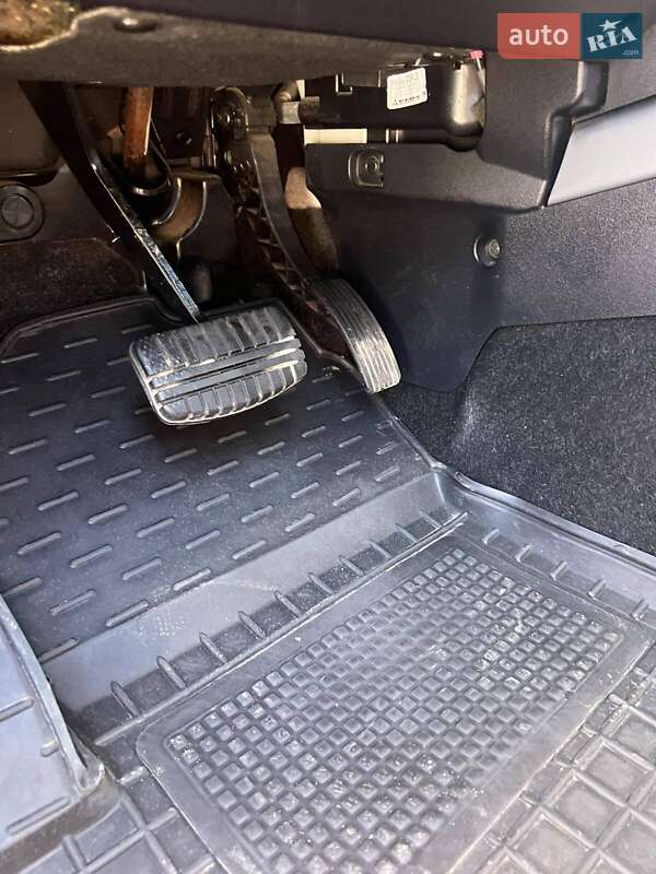 Внедорожник / Кроссовер Mitsubishi Outlander 2010 в Коломые