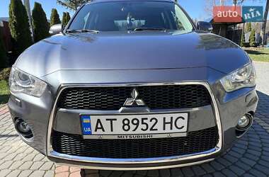 Внедорожник / Кроссовер Mitsubishi Outlander 2010 в 