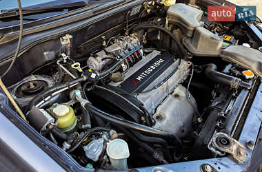 Позашляховик / Кросовер Mitsubishi Outlander 2007 в 