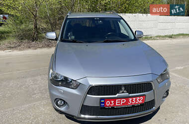 Позашляховик / Кросовер Mitsubishi Outlander 2010 в 