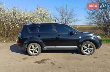 Позашляховик / Кросовер Mitsubishi Outlander 2007 в 