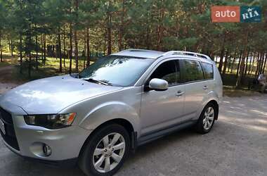 Mitsubishi Outlander 2010