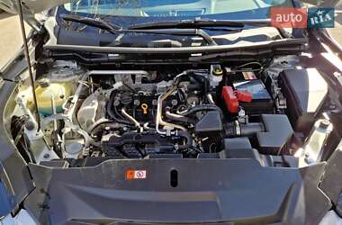 Внедорожник / Кроссовер Mitsubishi Outlander 2021 в 