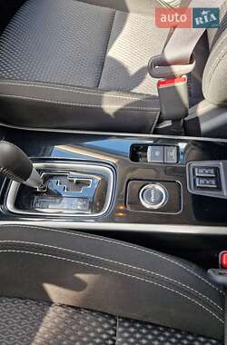 Позашляховик / Кросовер Mitsubishi Outlander 2019 в 