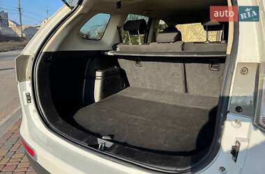 Внедорожник / Кроссовер Mitsubishi Outlander 2012 в 