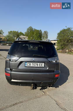 Внедорожник / Кроссовер Mitsubishi Outlander 2007 в 