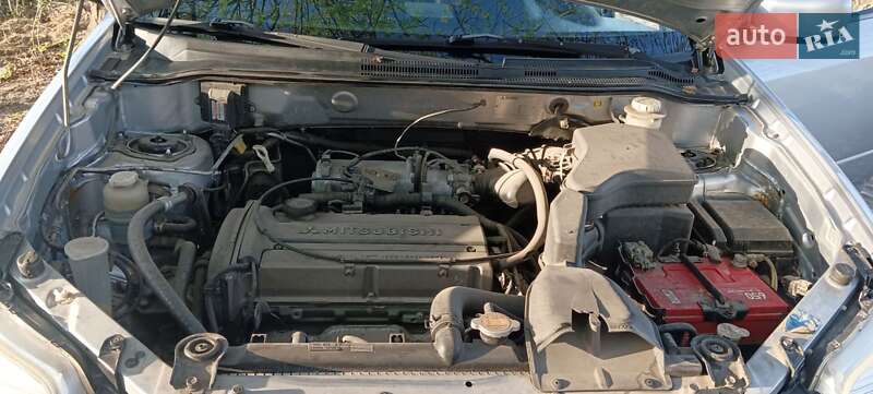 Внедорожник / Кроссовер Mitsubishi Outlander 2006 в Жмеринке фото 19 Внедорожник / Кроссовер Mitsubishi Outlander 2006 в Жмеринке