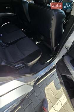 Внедорожник / Кроссовер Mitsubishi Outlander 2010 в 