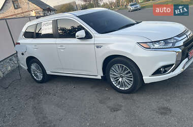 Позашляховик / Кросовер Mitsubishi Outlander 2018 в Дніпрі