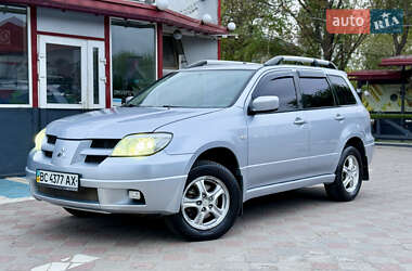 Внедорожник / Кроссовер Mitsubishi Outlander 2003 в 