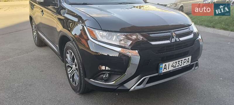 Позашляховик / Кросовер Mitsubishi Outlander 2018 в Білій Церкві