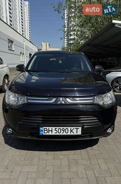Mitsubishi Outlander 2013 Mitsubishi Outlander 2013