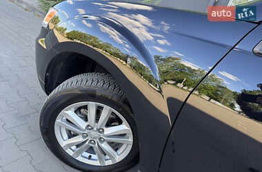 Позашляховик / Кросовер Mitsubishi Outlander 2012 в 