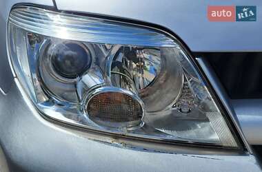 Позашляховик / Кросовер Mitsubishi Outlander 2007 в 
