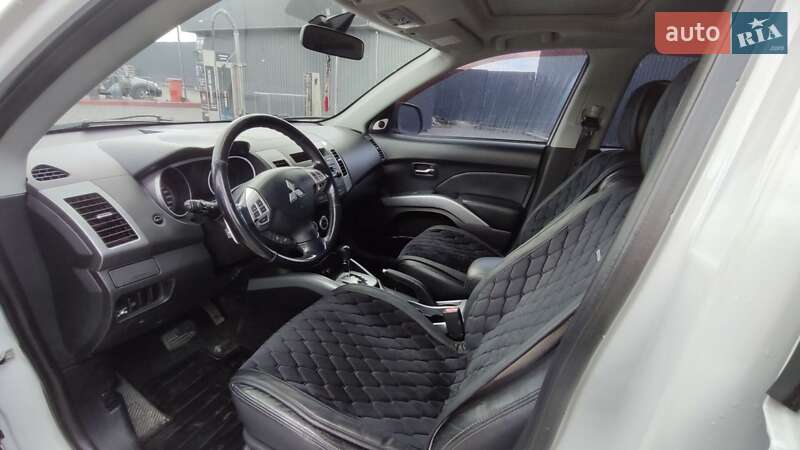 Внедорожник / Кроссовер Mitsubishi Outlander 2008 в Полтаве