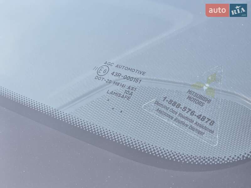 Позашляховик / Кросовер Mitsubishi Outlander 2023 в Кривому Розі