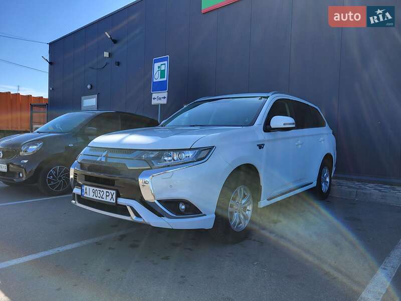 Mitsubishi Outlander 2019