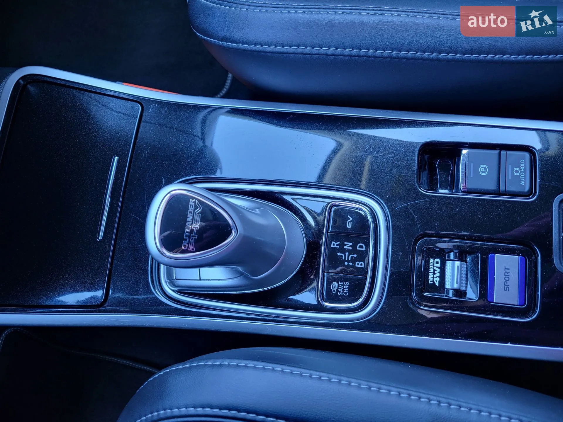 2019 Mitsubishi Outlander - мініатюра 11