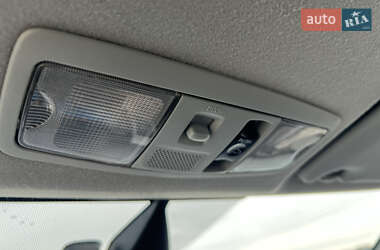 Внедорожник / Кроссовер Mitsubishi Outlander 2011 в 