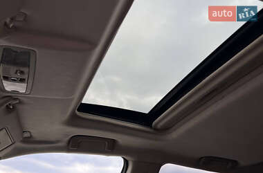 Внедорожник / Кроссовер Mitsubishi Outlander 2014 в 