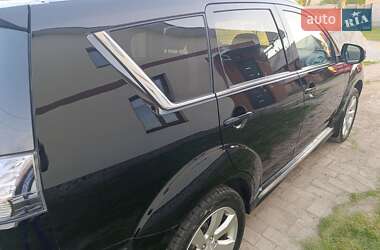 Позашляховик / Кросовер Mitsubishi Outlander 2010 в 