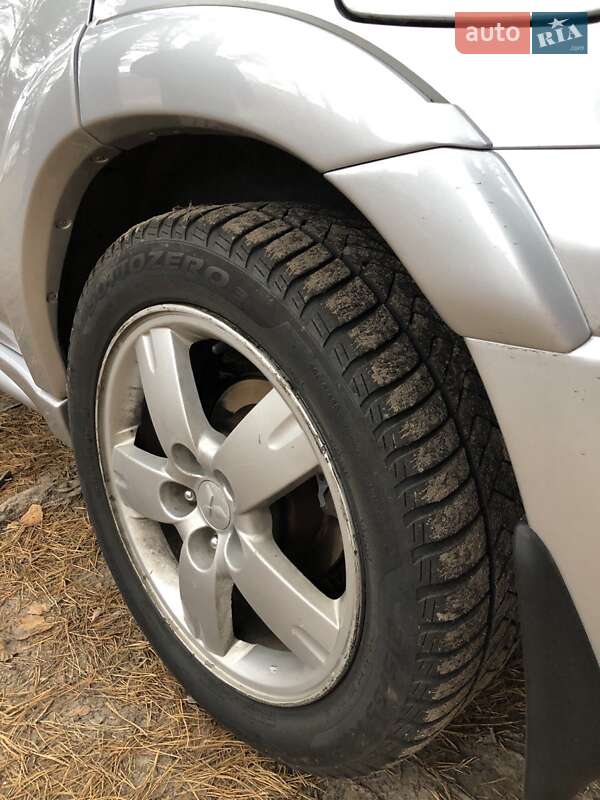 Позашляховик / Кросовер Mitsubishi Outlander 2007 в Полтаві