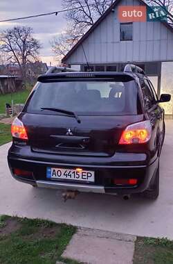 Позашляховик / Кросовер Mitsubishi Outlander 2007 в 