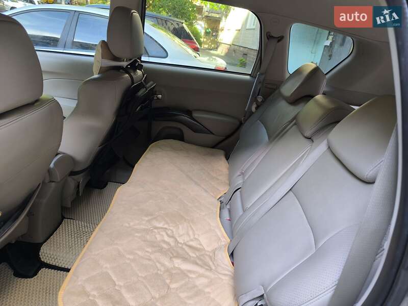 Внедорожник / Кроссовер Mitsubishi Outlander 2007 в Харькове