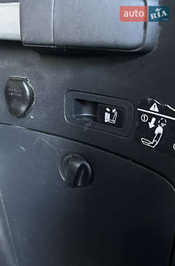 Внедорожник / Кроссовер Mitsubishi Outlander 2008 в 