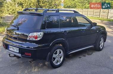 Позашляховик / Кросовер Mitsubishi Outlander 2007 в 