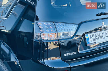 Внедорожник / Кроссовер Mitsubishi Outlander 2007 в 