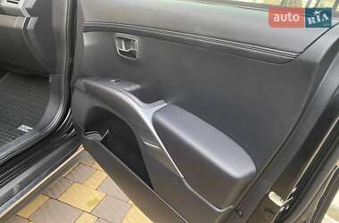 Позашляховик / Кросовер Mitsubishi Outlander 2010 в 