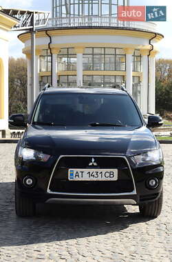 Позашляховик / Кросовер Mitsubishi Outlander 2010 в 