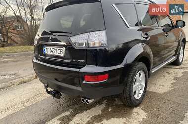Позашляховик / Кросовер Mitsubishi Outlander 2010 в 