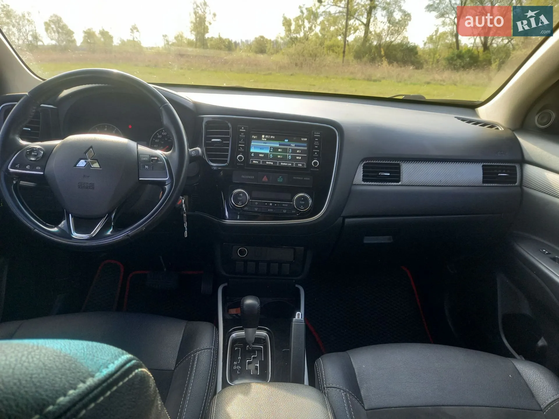 2017 Mitsubishi Outlander - мініатюра 32
