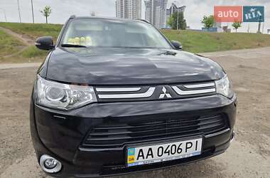 Mitsubishi Outlander 2013