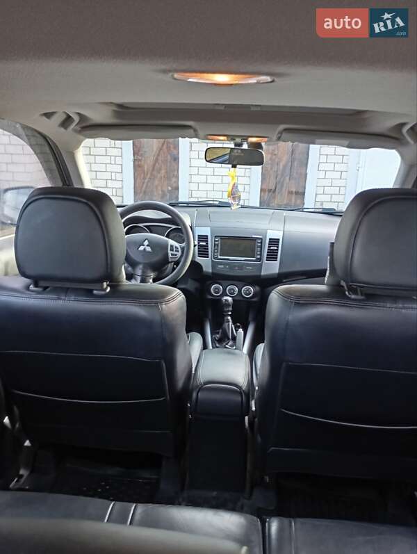 Позашляховик / Кросовер Mitsubishi Outlander 2008 в Маневичах