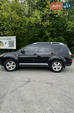Позашляховик / Кросовер Mitsubishi Outlander 2007 в 