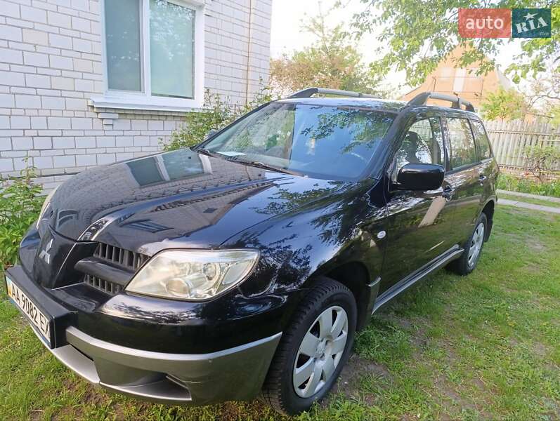 Внедорожник / Кроссовер Mitsubishi Outlander 2007 в Киеве