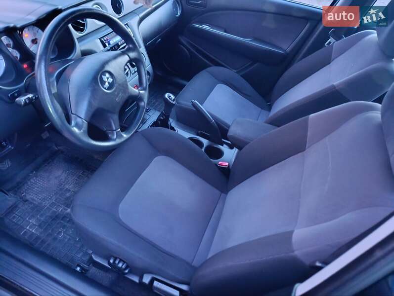 Внедорожник / Кроссовер Mitsubishi Outlander 2007 в Киеве