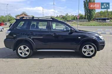 Позашляховик / Кросовер Mitsubishi Outlander 2008 в Чернівцях
